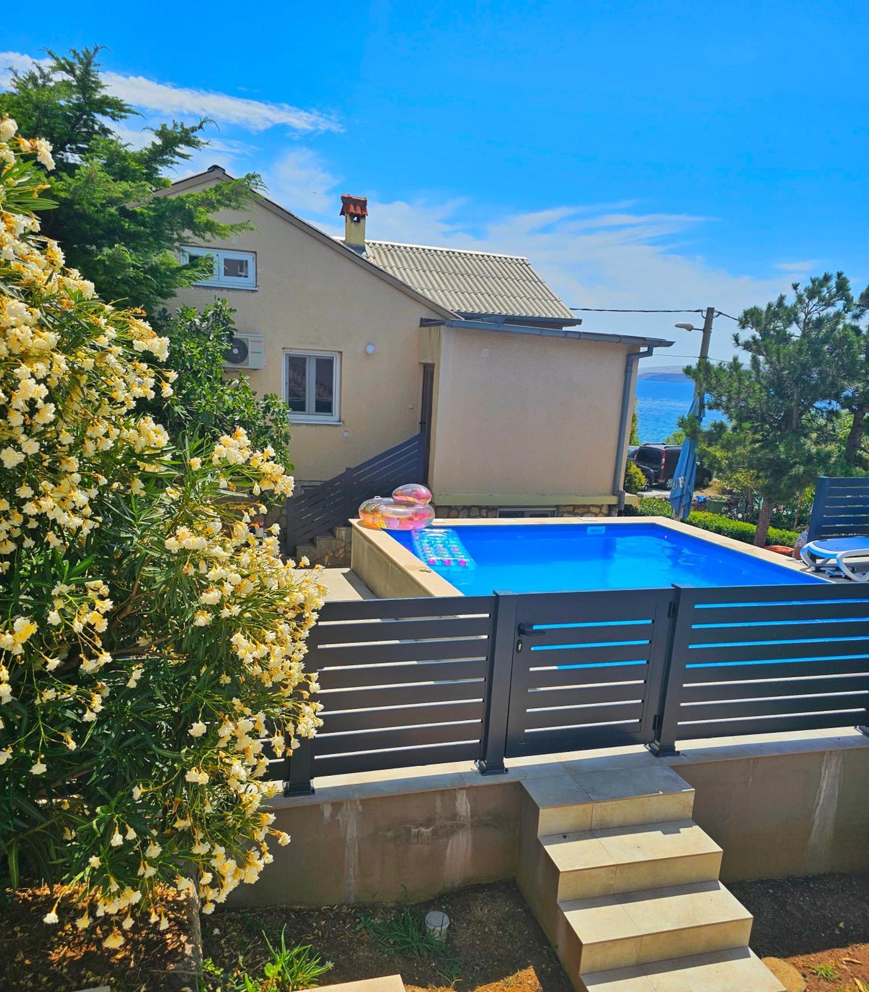 Beachfront House Ivana With Pool - Renovated 2025 Cesarica Exterior foto
