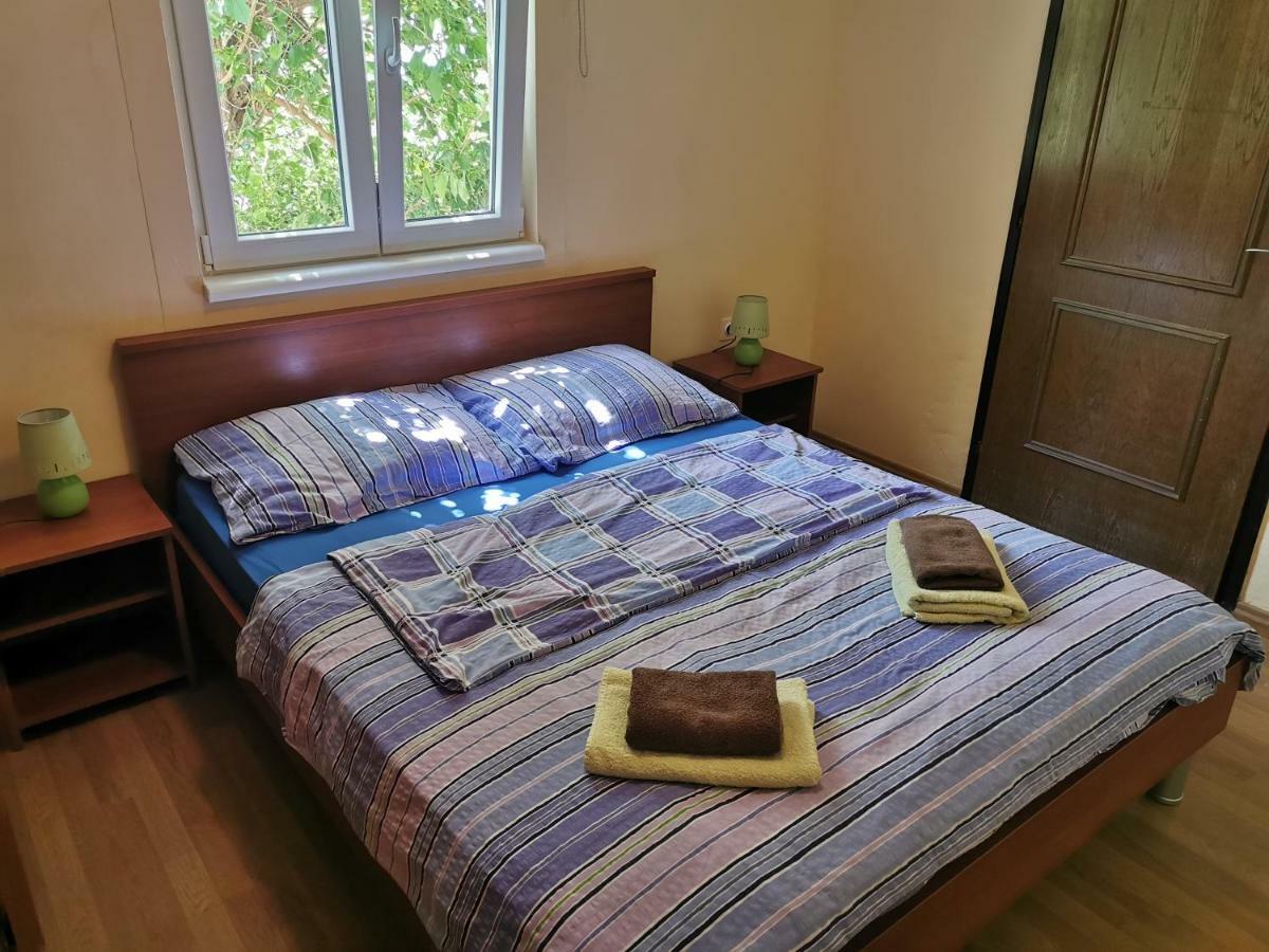 Beachfront House Ivana With Pool - Renovated 2025 Cesarica Exterior foto